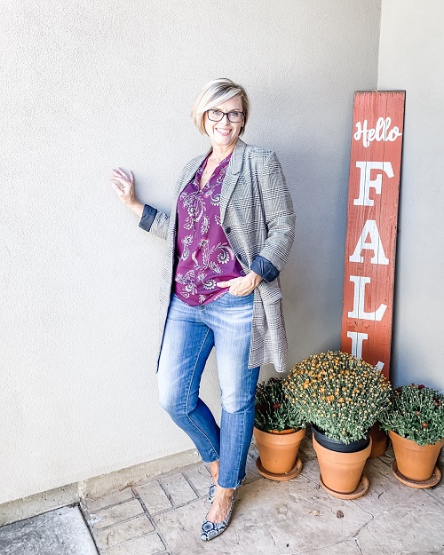 outfit with jeans and long blazer