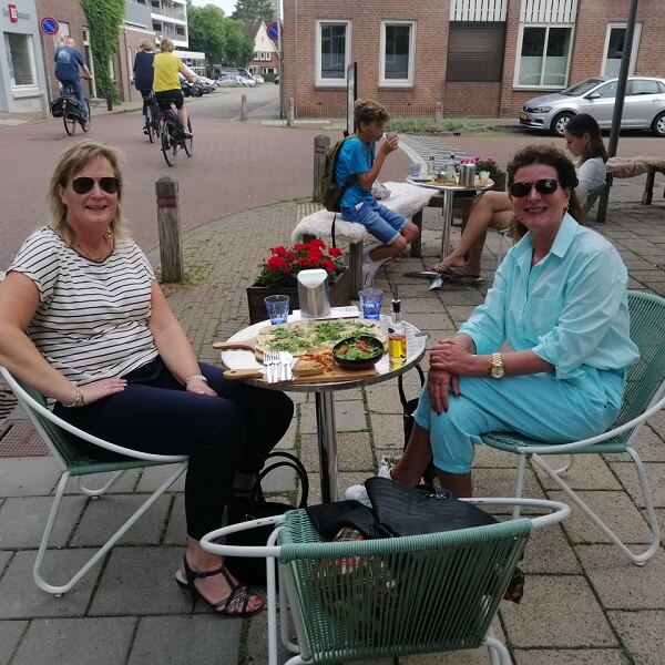 Denise and I having lunch