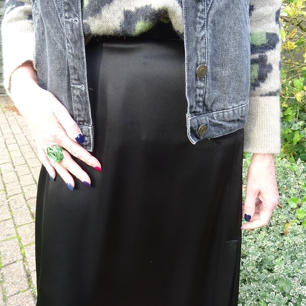 green statement ring