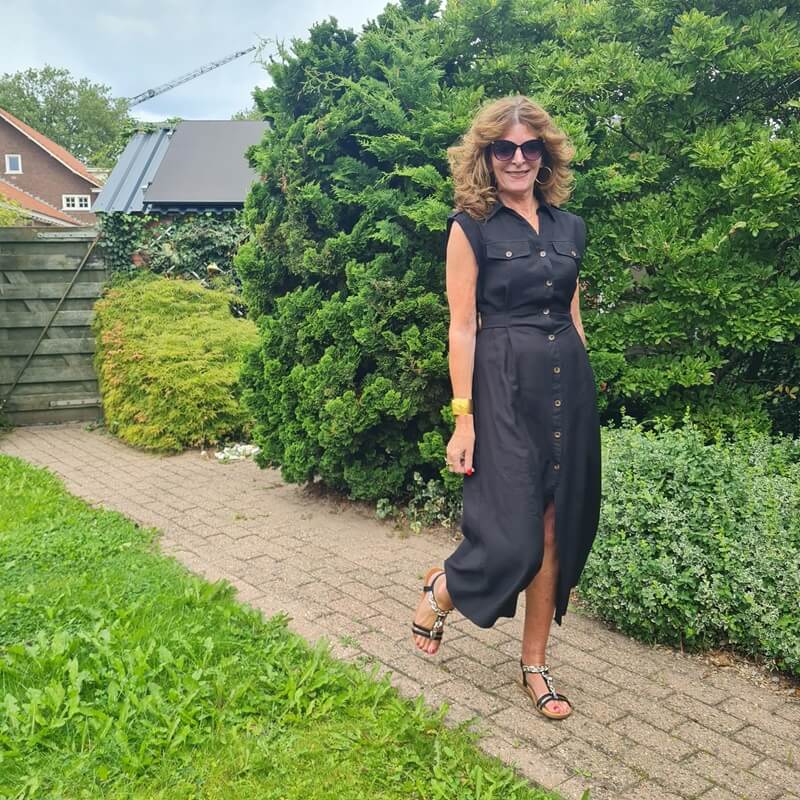 black shirtdress