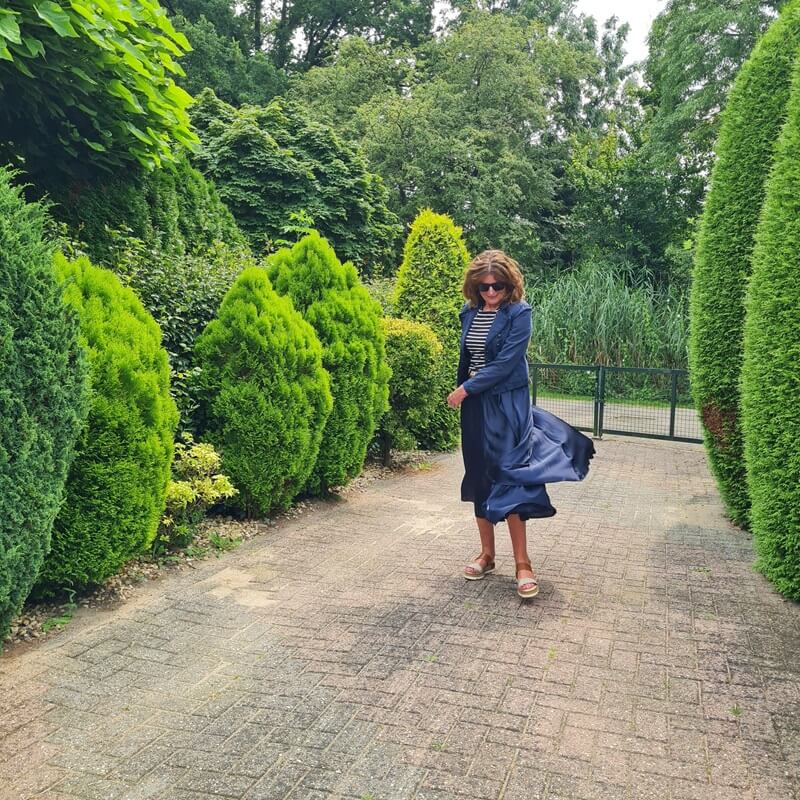 navy outfit