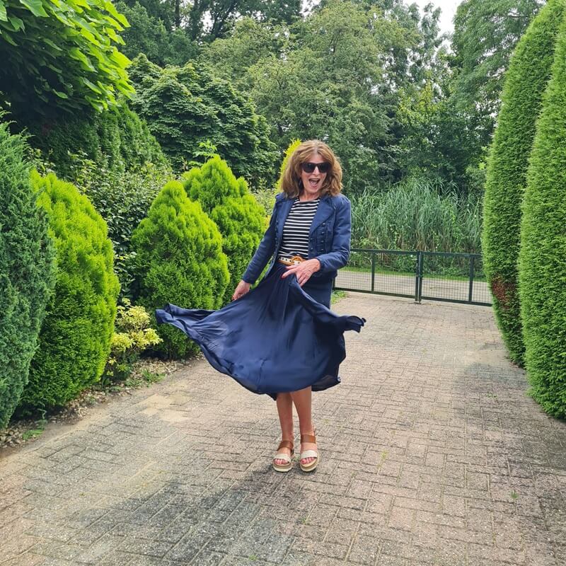 navy outfit