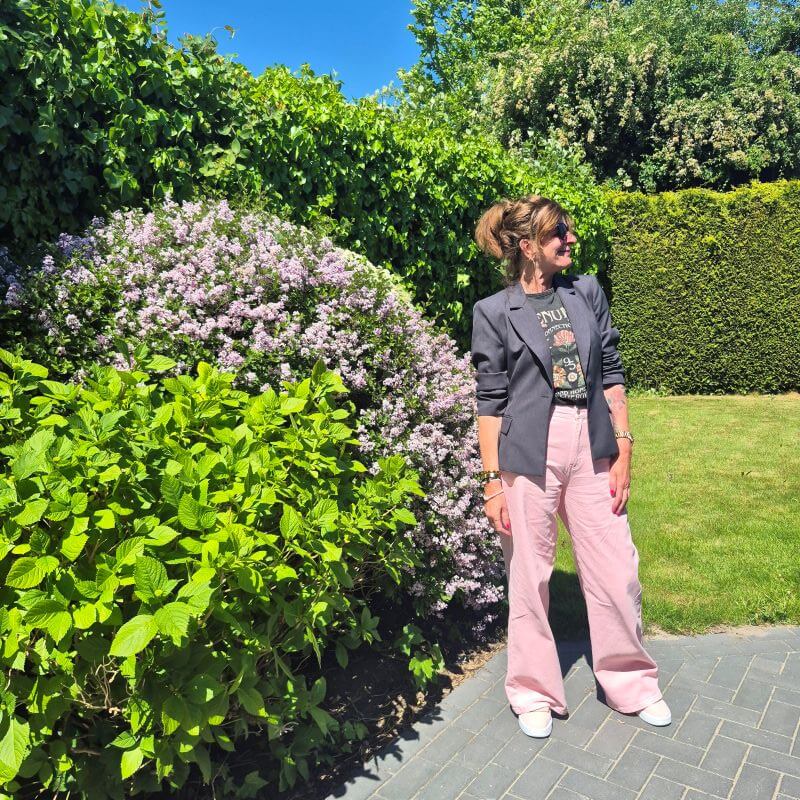 summer outfit with jeans