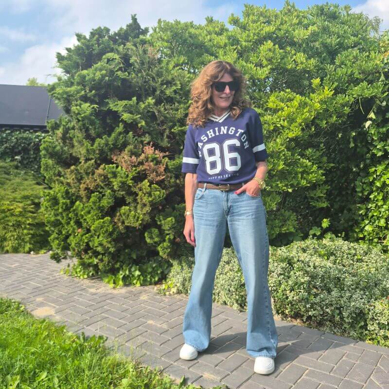 Baseball tee on wide leg jeans