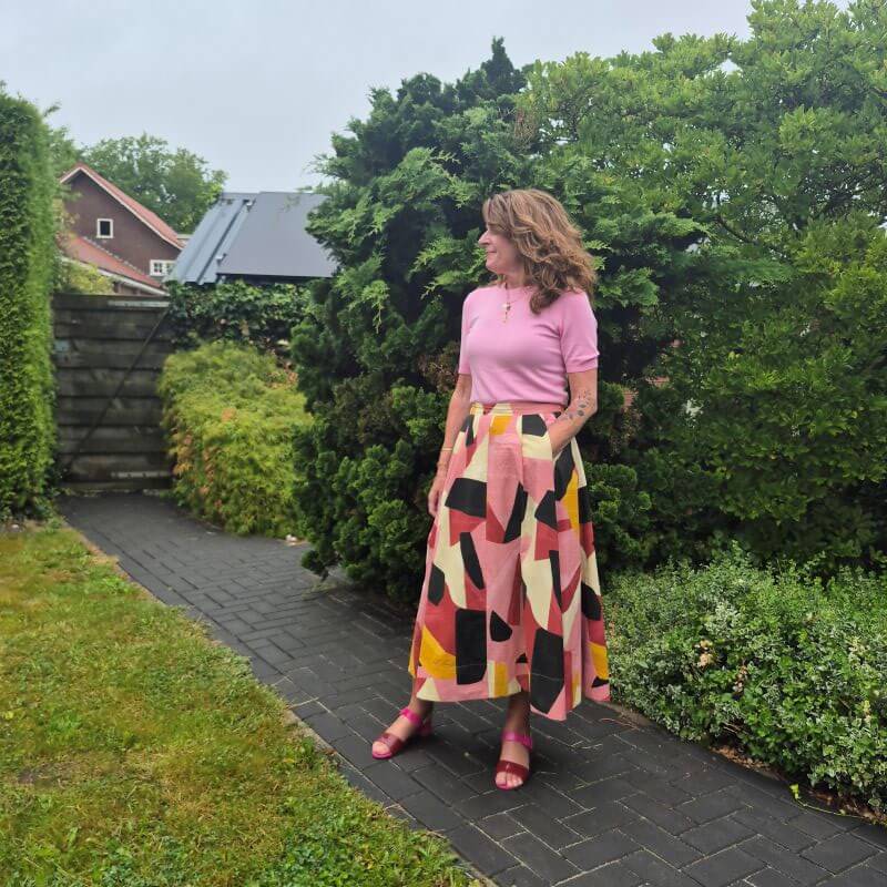 pink outfit in summer