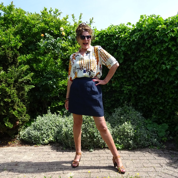 mini skirt for August's theme